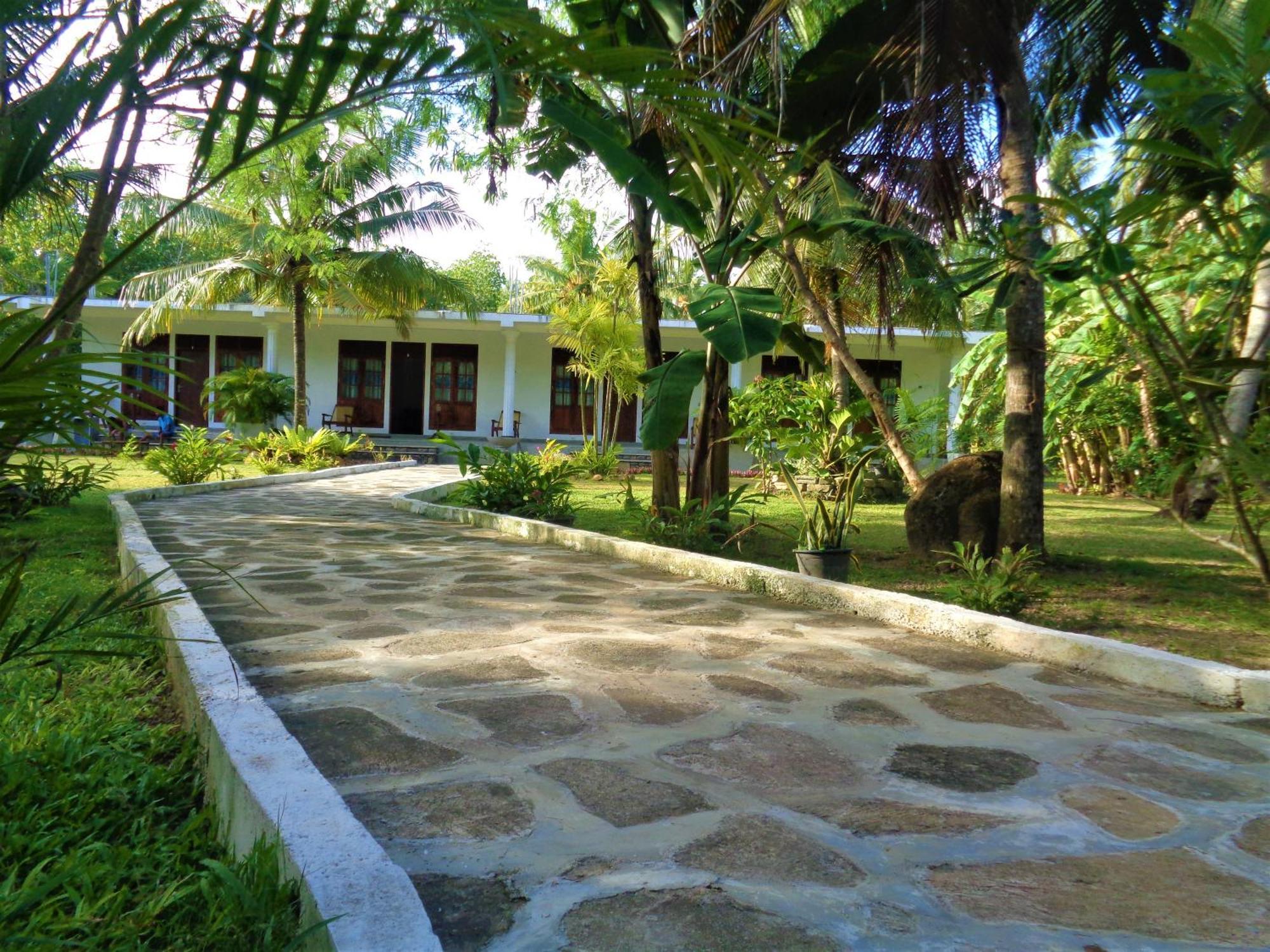 New Holiday Reach Unawatuna Bagian luar foto